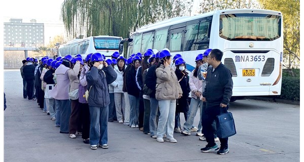 德州學院化學化工學院師生來到廣源環保參觀交流